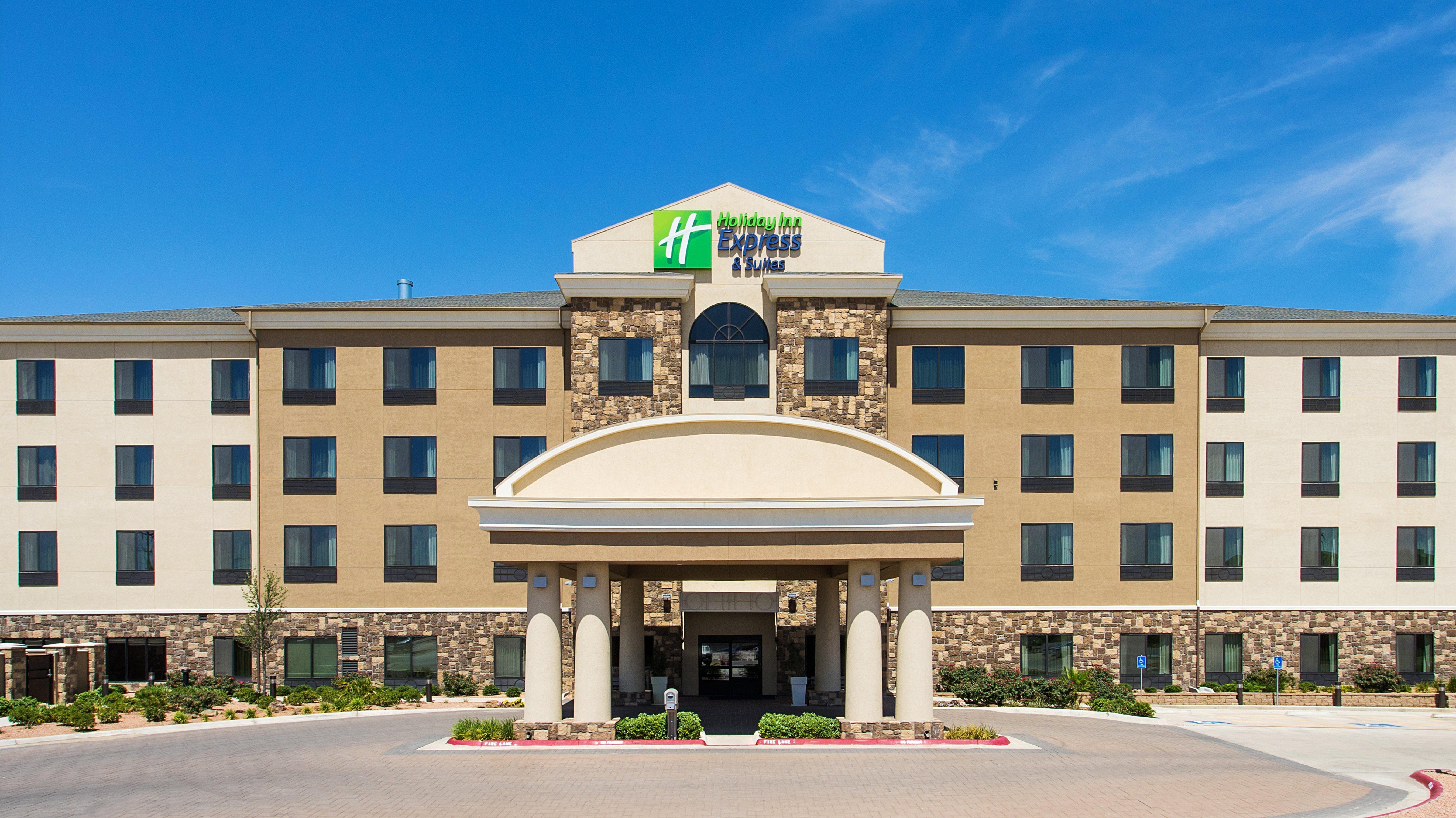 Holiday Inn Express & Suites Midland South I-20, An Ihg Hotel Exterior photo